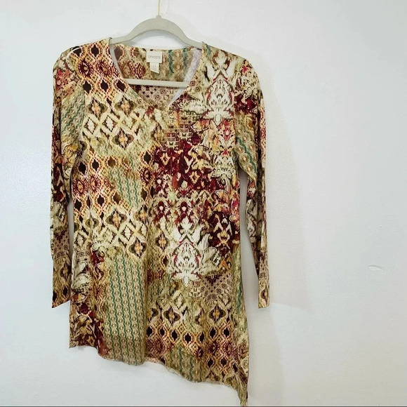 Chicos 0 Top Shirt Woman Small 
 Asymmetrical Long  Sleeve Maroon Tan Print - Picture 1 of 10